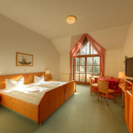 斯瓦尔兹比尔斯查克普珀尔莎酒店 酒店 3*