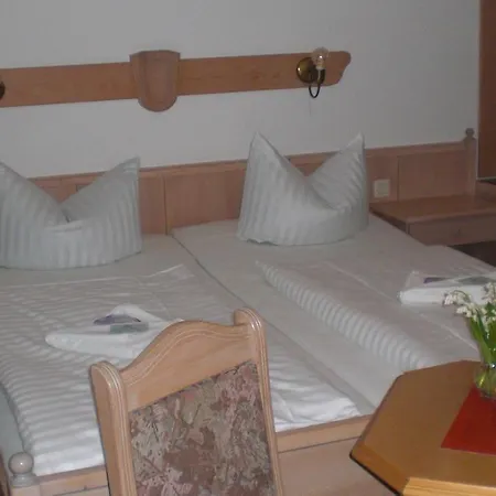 Hotel Schwarzbeerschaenke 3*
